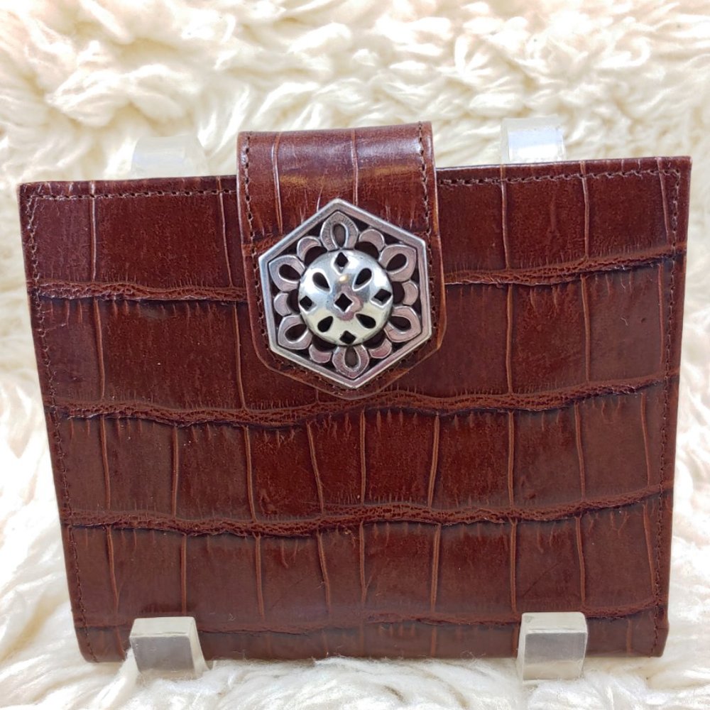 BRIGHTON Brown Embossed Croc Leather Bifold Wallet